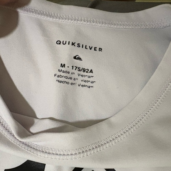 Quiksilver White Rash Guard - Picture 2 of 2